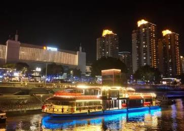 福建首艘自主设计建造纯电动大型高端客船首航