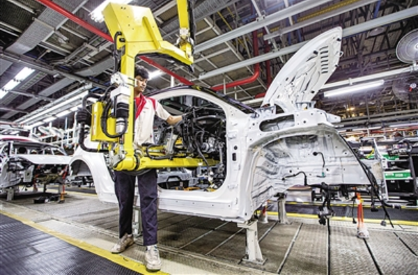 广汽埃安电动出租车助力泰国打造绿色机场