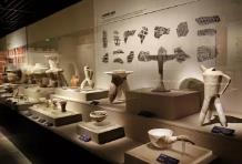 博物馆景区门票定价为何谈“涨”色变？