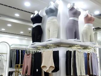 “悦己经济”驱动女性运动消费热