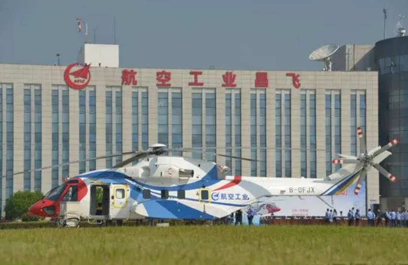 10架AC311A“吉祥鸟”直升机购销合同及合作框架协议签订