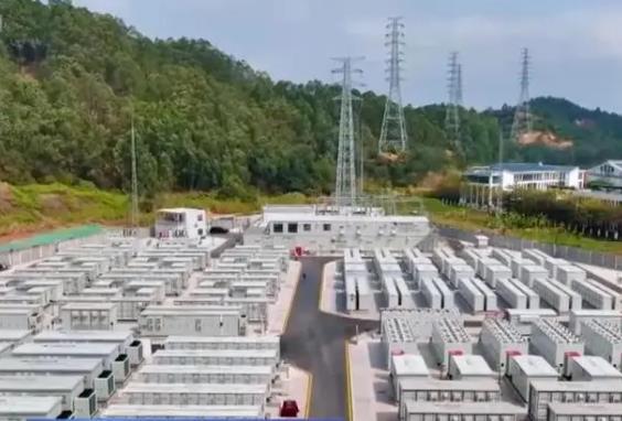 中国新型储能产业跑出“加速度”