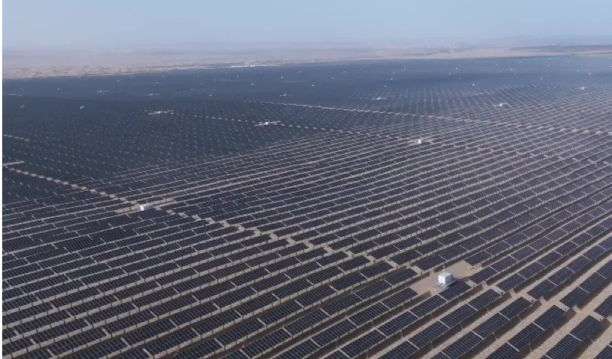 “沙戈荒腹地风光外送”国家重大科技示范项目正式启动