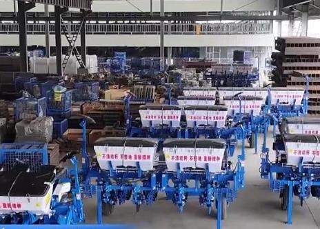 新型农机具高质高效推进春耕生产