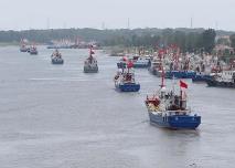 中国首个海区渔船推荐航路公布实施 推进“商渔共治”