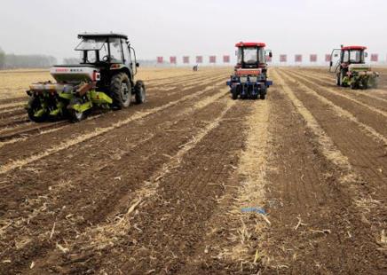 吉林：全力备春耕 “千亿斤粮食”产能建设正当时