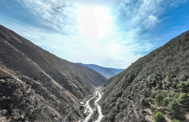 亚洲最长仿生态鱼道项目开始浇筑施工