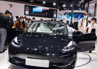 特斯拉跟进降价 新能源车价格战白热化