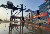 集装箱铁水联运发展推进会在浙江宁波召开