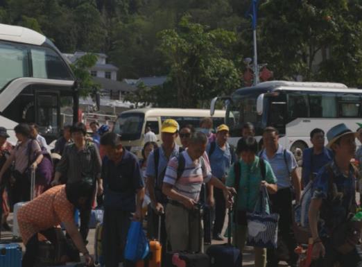 今年以来中老边境磨憨口岸出入境旅游人员同比增长919%