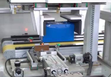 构建“回收—拆解—再生—利用”产业链 再生资源深加工产业集群加速形成