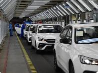 河南新能源汽车跑出“上扬曲线”