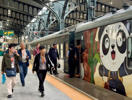 “熊猫专列”抵哈！黑龙江5月省外专列游客数创新高