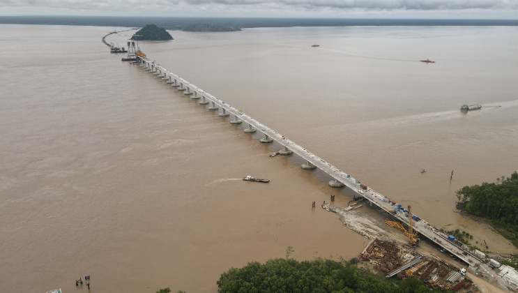中铁大桥局承担的马来西亚鲁巴跨海大桥南引桥架梁任务完成