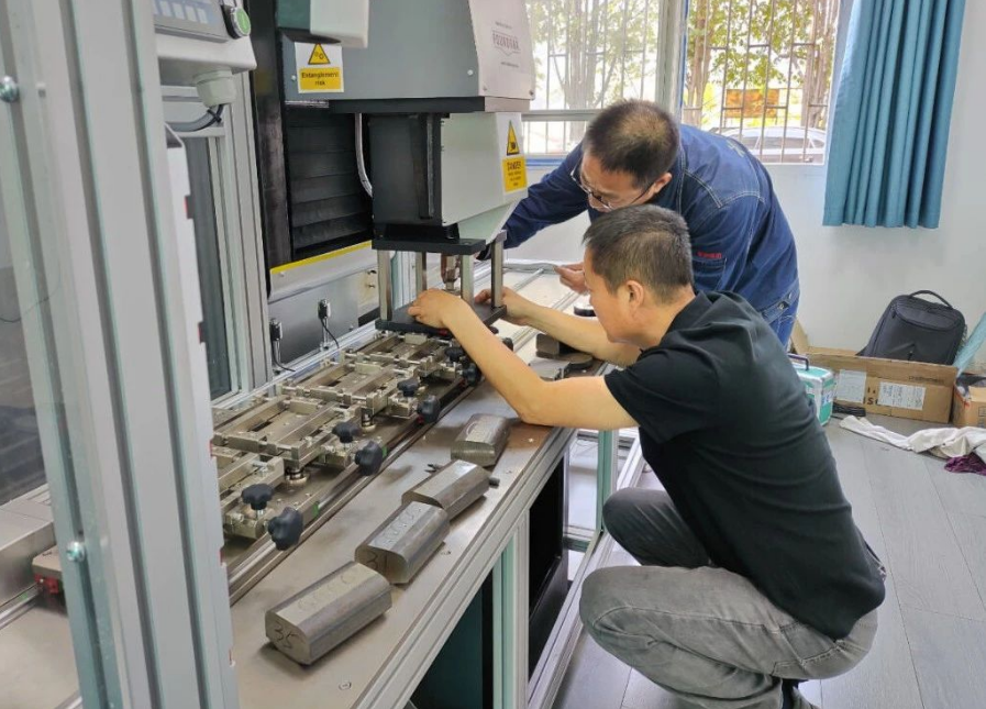 国内首套五座式布氏硬度自动测试系统在鞍钢集团攀钢上线应用