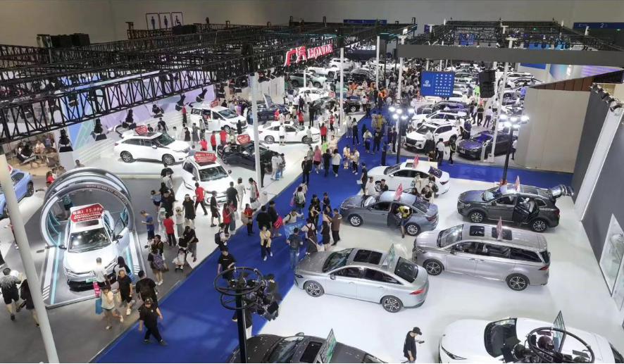 “新车”焕新“汽车城”——从汽博会看长春向“新”跃进