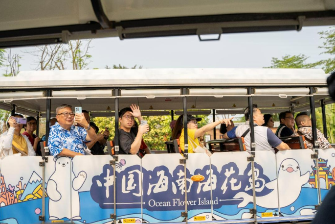 入境游热度持续攀升 海南“圈粉”外国游客