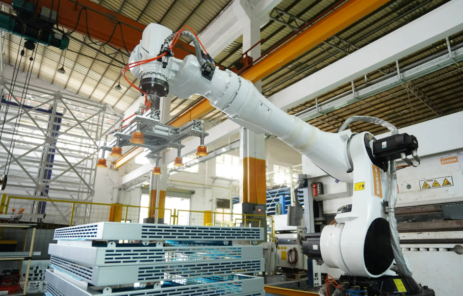 聚集壮大发展新动能新优势