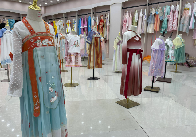 以汉服“破圈”带动经济“扩圈”——解码县域经济高质量发展的“曹县路径”