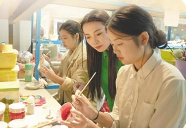 各地各高校持续优化就业创业指导服务