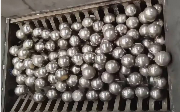 山东宁阳：小钢球滚出大产业