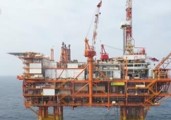 传统产业绿色低碳改造升级让“老”油田增产量