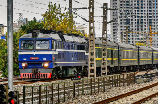 《老旧型铁路内燃机车淘汰更新监督管理办法》政策解读