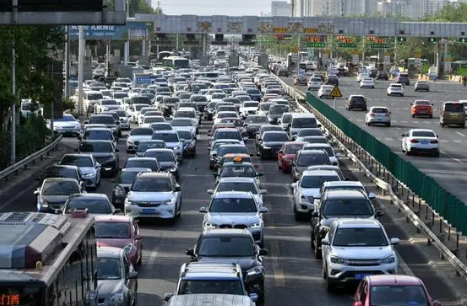 20.03亿人次！国庆假期交通出行火热彰显流动中国活力十足