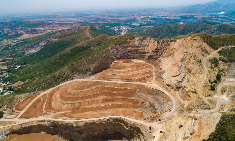 “十三五”以来我国累计治理历史遗留废弃矿山480万亩
