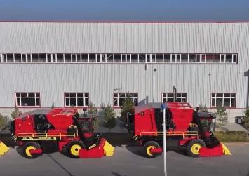 国产采棉机打破国外垄断 助力产业升级