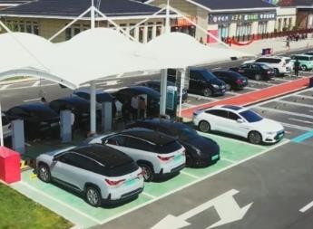 我国充电基础设施建设驶上“快车道” 汽车充换电产业生态将多方面拓展完善