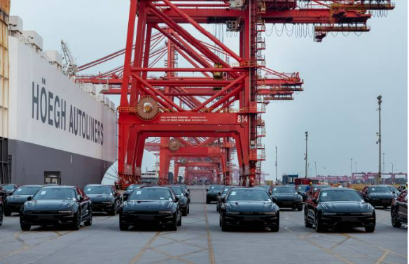 加速电动化、网联化、智能化转型　中国汽车擦亮