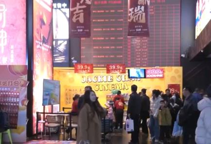 电影市场红红火火，惊喜不断！观众被影片出众口碑召回