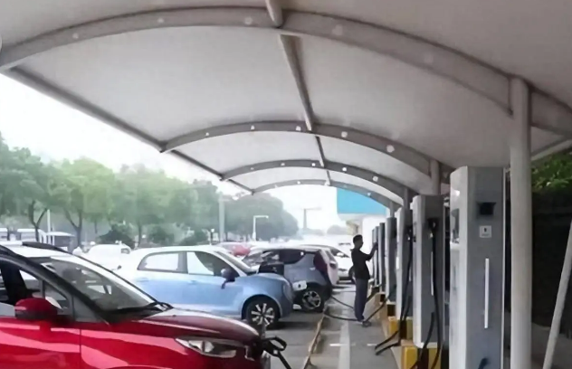 春节期间高速公路充电量同比增长近三成