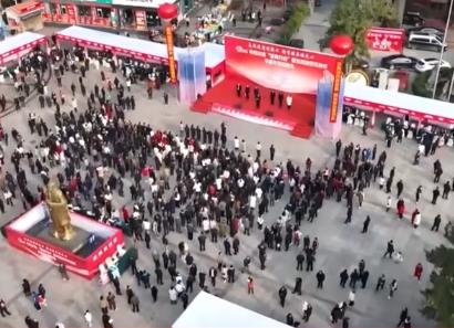 “撸起袖子加油干”！各地开工复产节奏加快 用工市场“热火朝天”