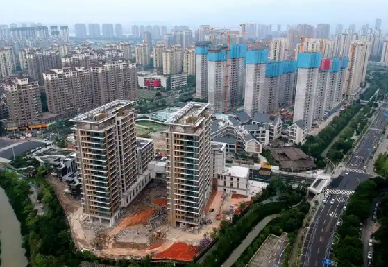 融资环境持续改善 房企收储布局趋向活跃