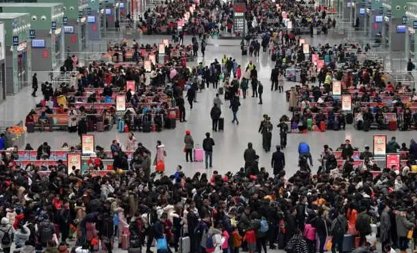 春运平稳收官，出行人数再创新高——2025年春运盘点