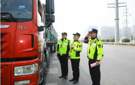 江苏交通综合执法“护企十二条”激发民企活力