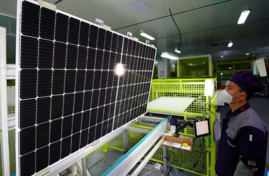 绿电“点亮”转型路——河北新能源产业走访观察