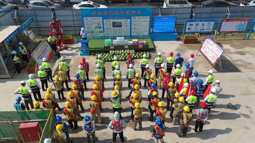 中建八局云智科技园项目开展“安全生产月”、“青年安全生产示范岗”暨“安康杯”竞赛启动仪式