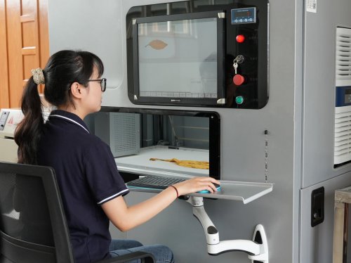 科技赋能“第一阵地”  以设备升级重构烟叶研究新范式