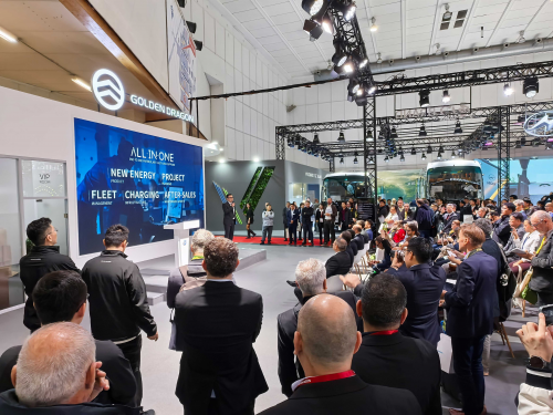 致敬每一程跨越山海的抵达！金旅豪华电动大巴亮相比利时客车展