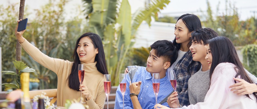 一套Partyhouse派对屋音响就能撑起年轻人的整个周末