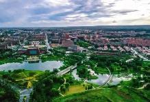 鄂尔多斯鄂托克旗打造成招商“硬名片”