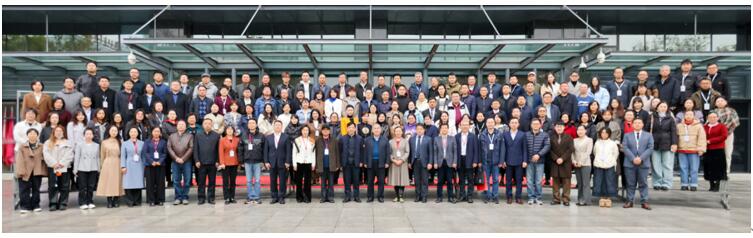 中国成人教育协会美育专业委员会2025年度工作会议暨“美育赋能o实践创新”研讨会在京成功举办