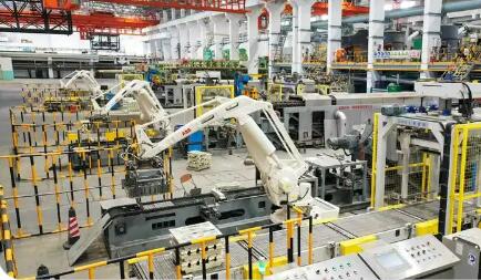 加速向高端化、智能化、绿色化转型 制造业场景“新上加新”