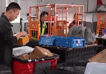 从民生服务到产业赋能多视角观察1800亿件快递背后“含金量”“含智量”