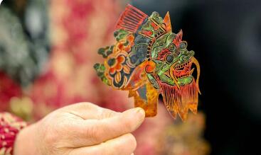 冰箱贴“火”体验游“热”“非遗+”加出消费市场新潮流