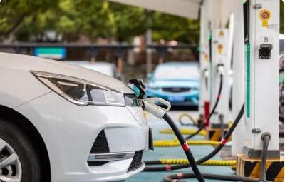 新能源汽车购置税政策调整在即 车市消费热度持续上升