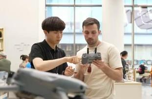 240小时过境免签满周年 入境经济发展动力强劲